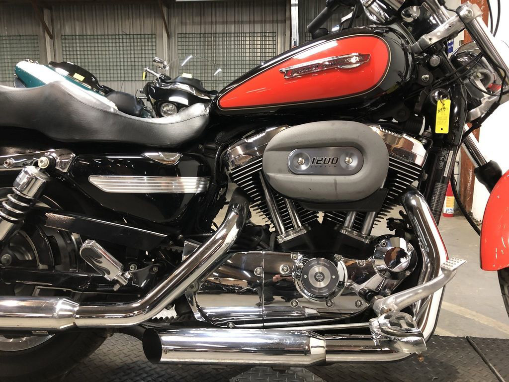 Sportster® 1200 Custom 