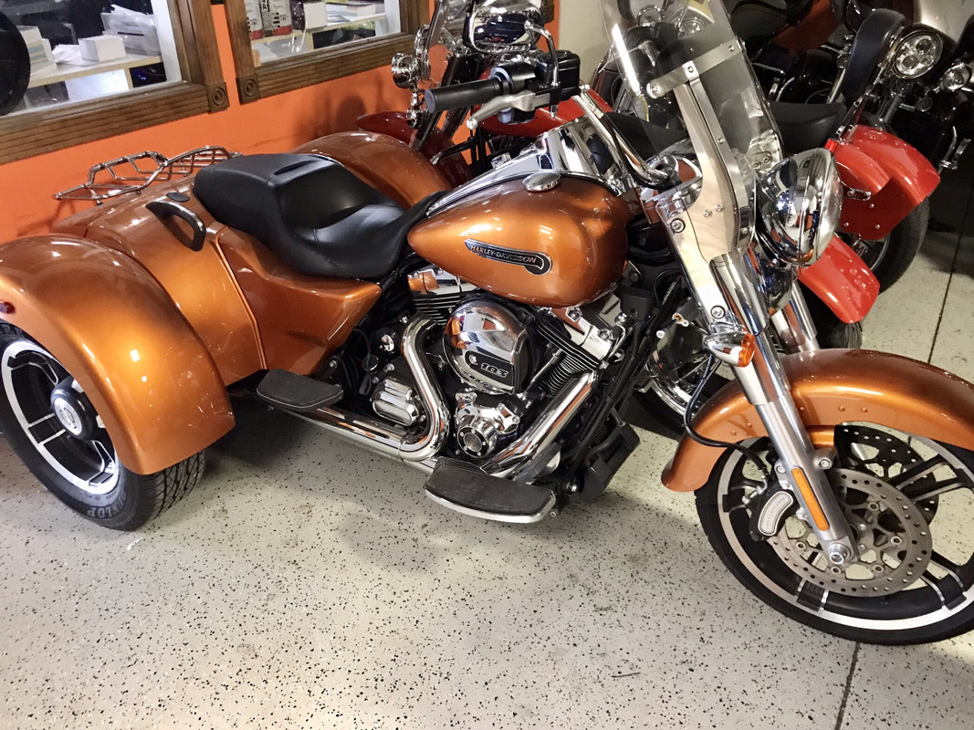 2015 Harley-Davidson® FLRT Freewheeler 