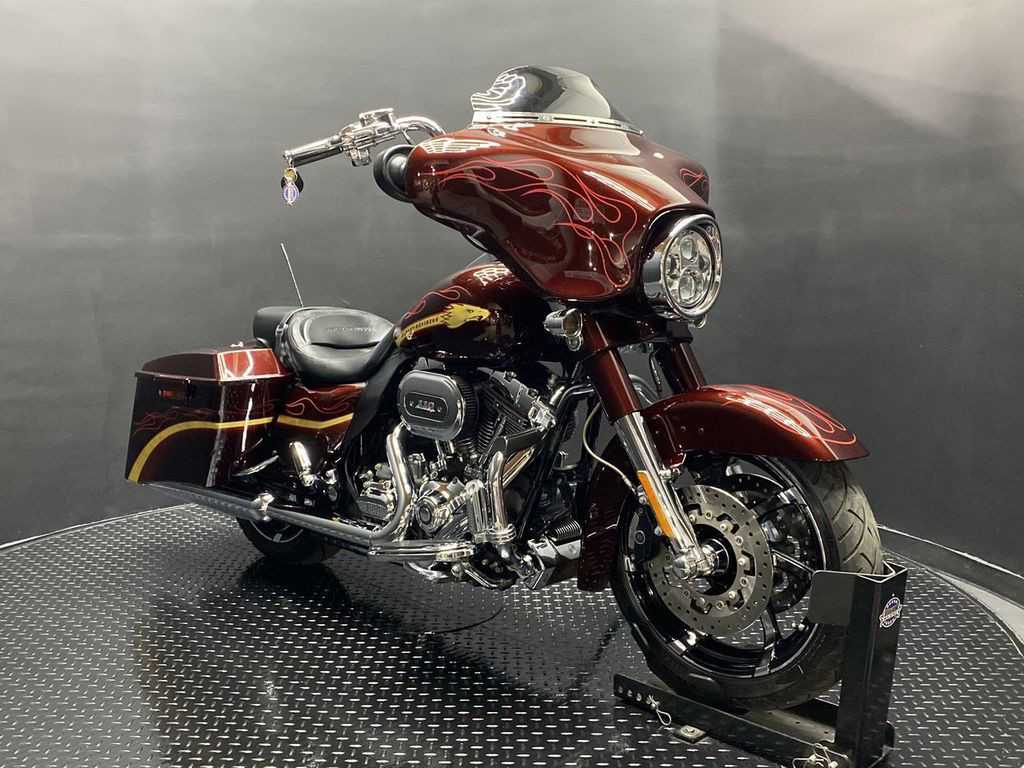 CVO™ Street Glide®