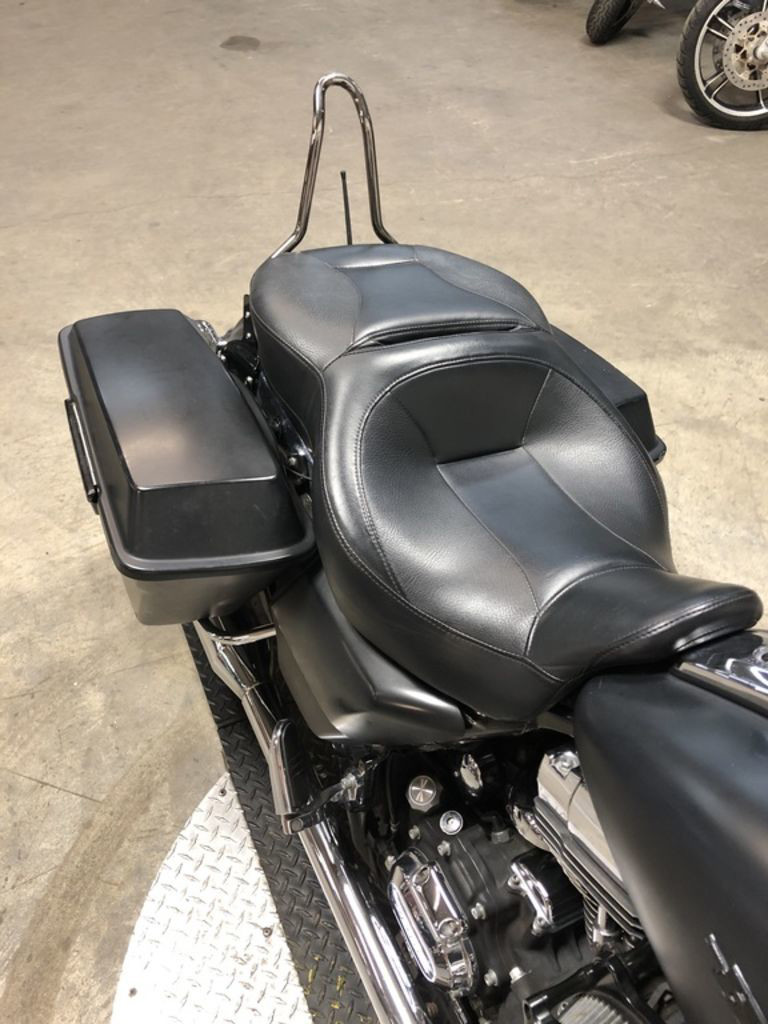 Street Glide®