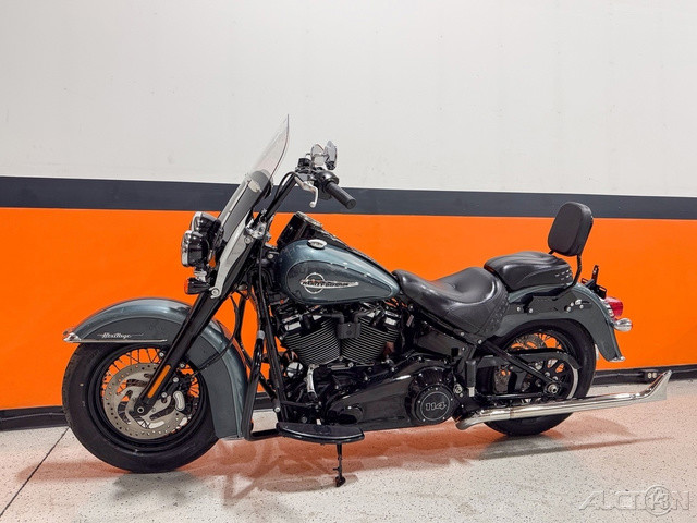 Softail® Heritage Classic 114
