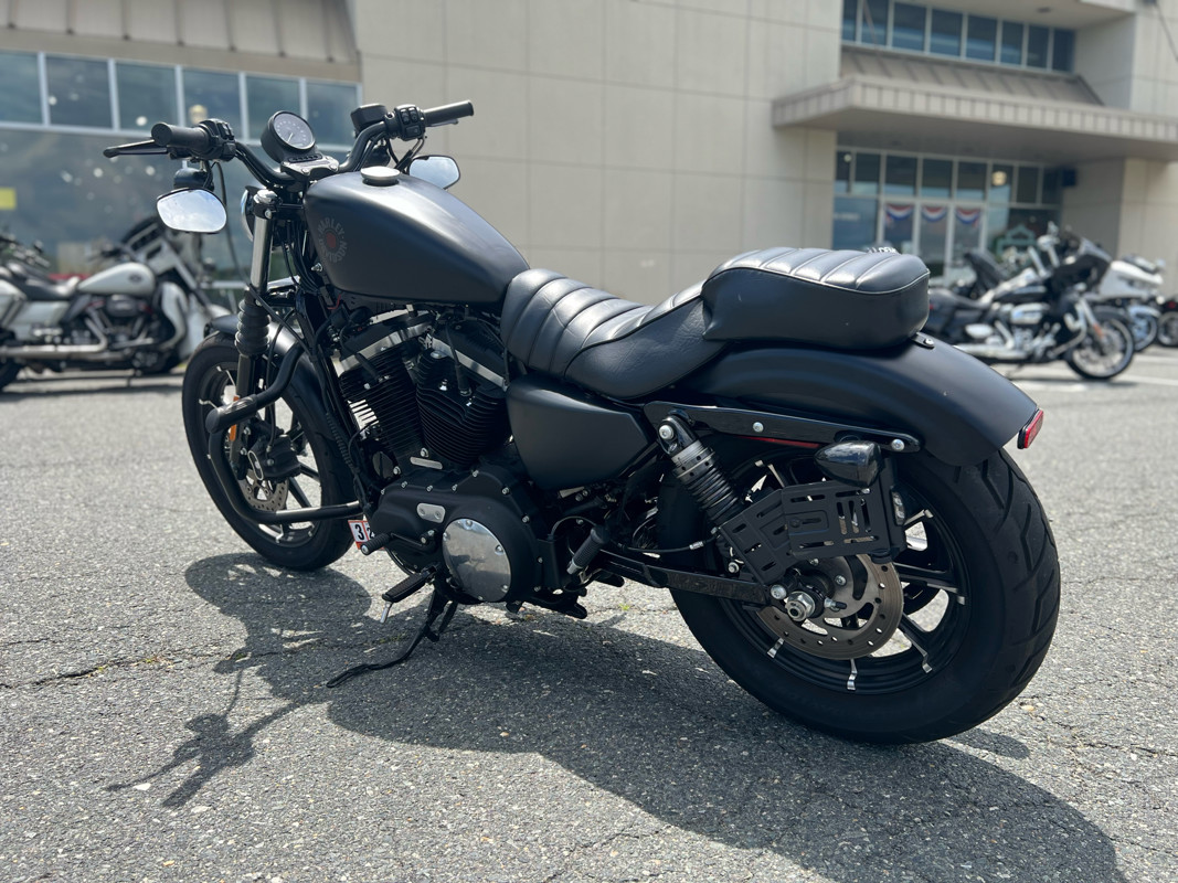 Iron 883®