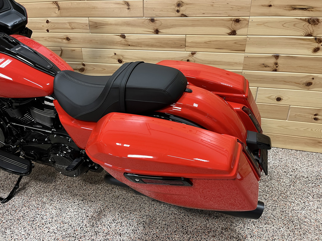 Road Glide®