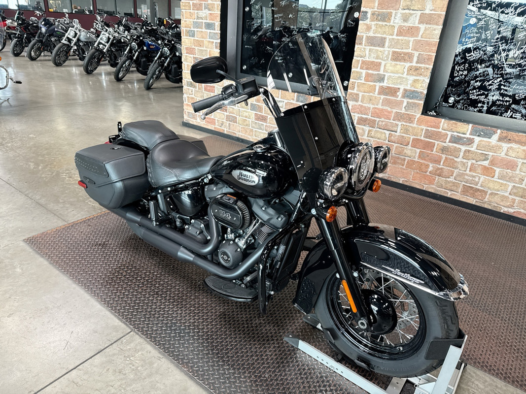 Heritage Classic 114