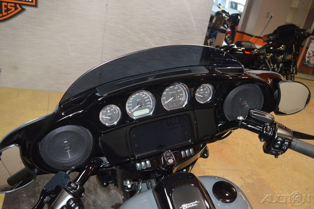 Street Glide® Special