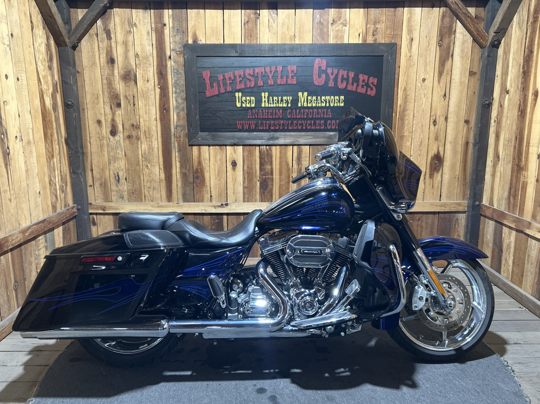 CVO® Street Glide®