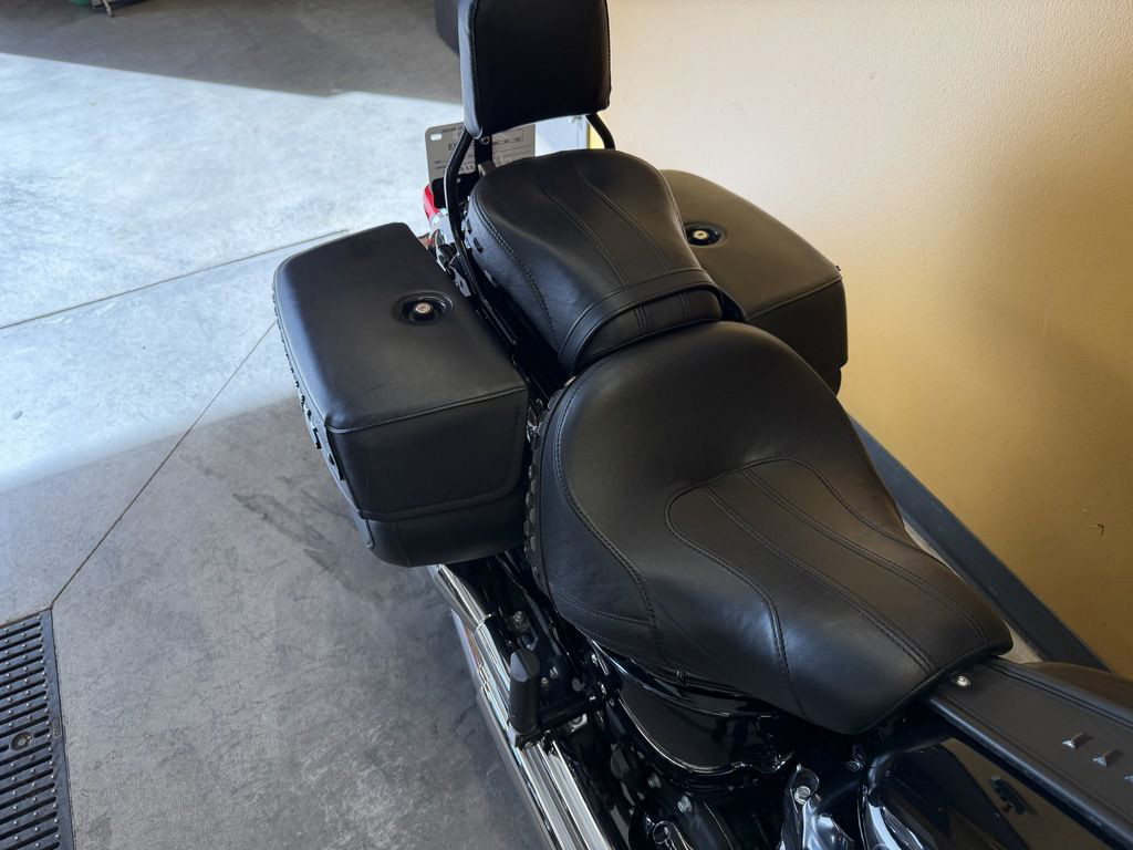 Heritage Classic 114