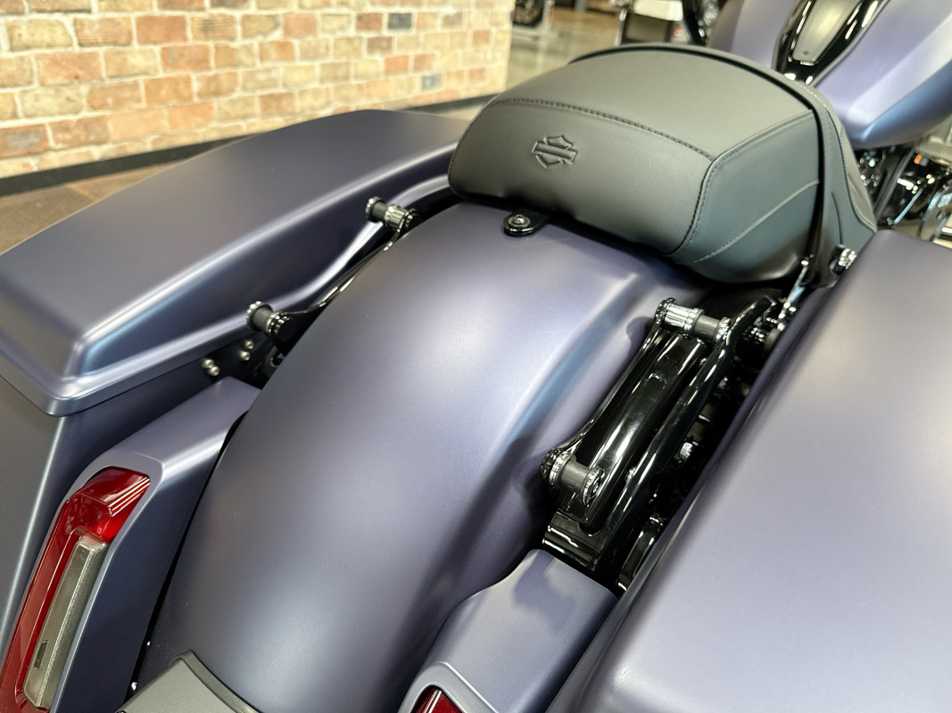 Road Glide®