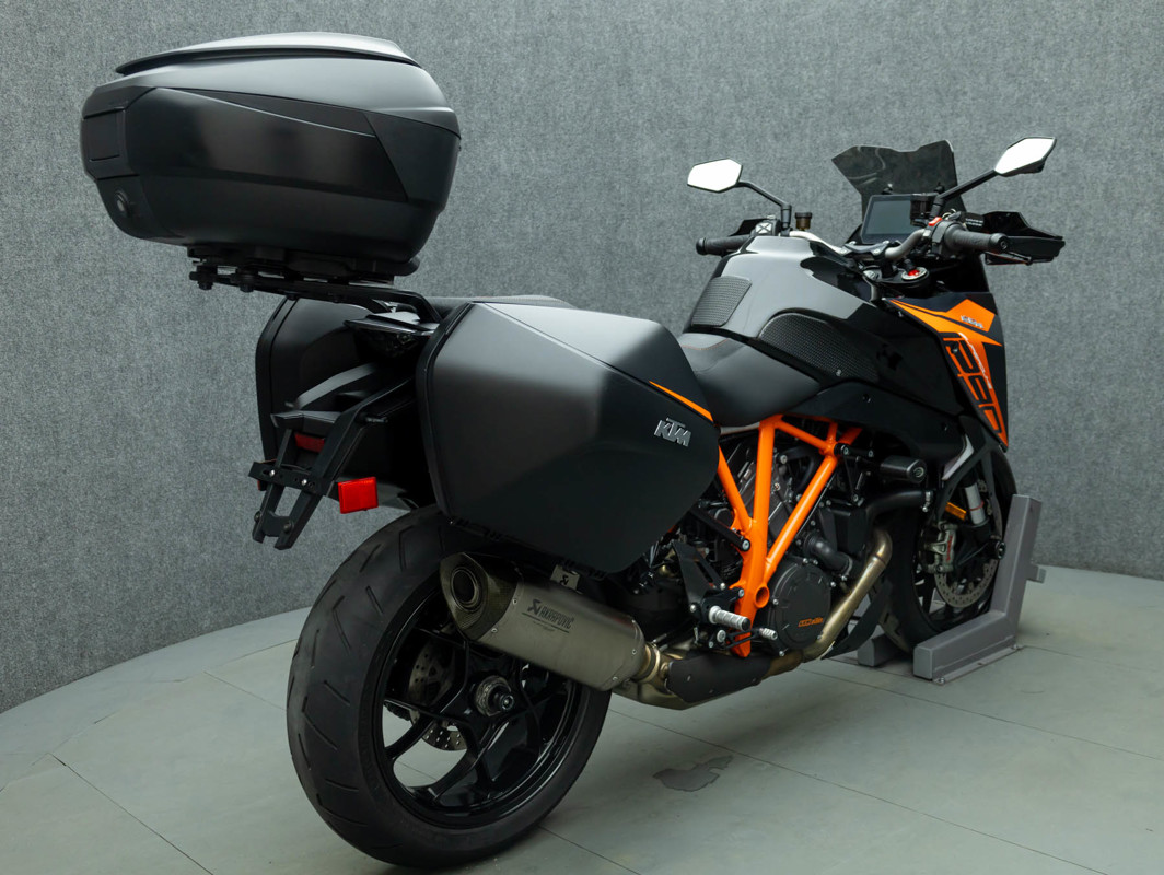 1290 Super Duke GT