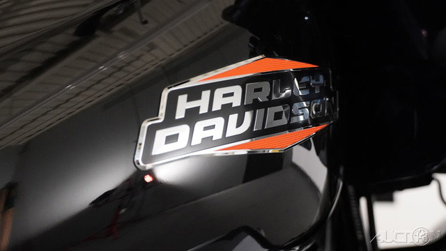 Road Glide®