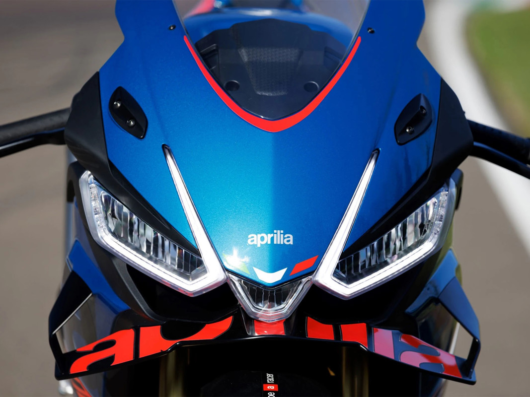 RSV4 1100