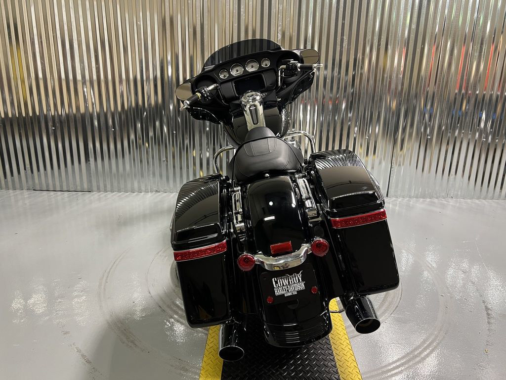 Street Glide®