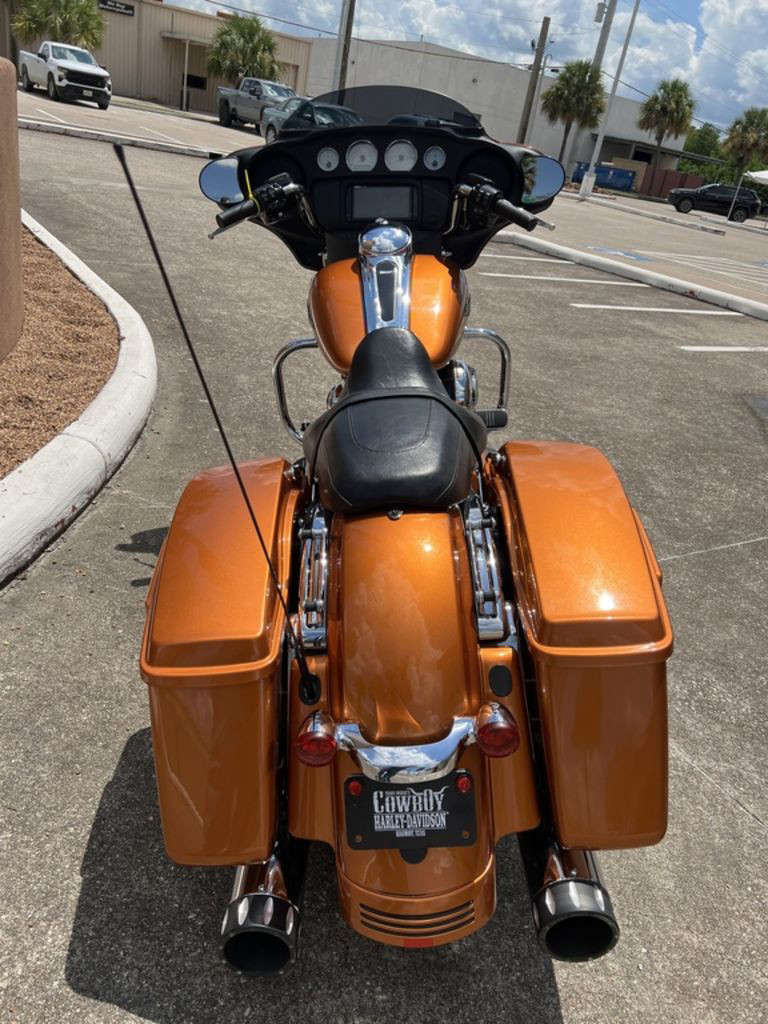 Street Glide®