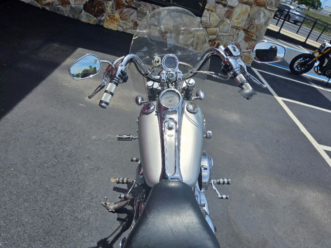 Softail® Deuce®
