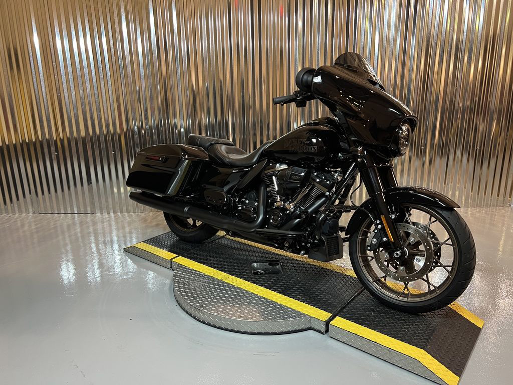 Street Glide® ST