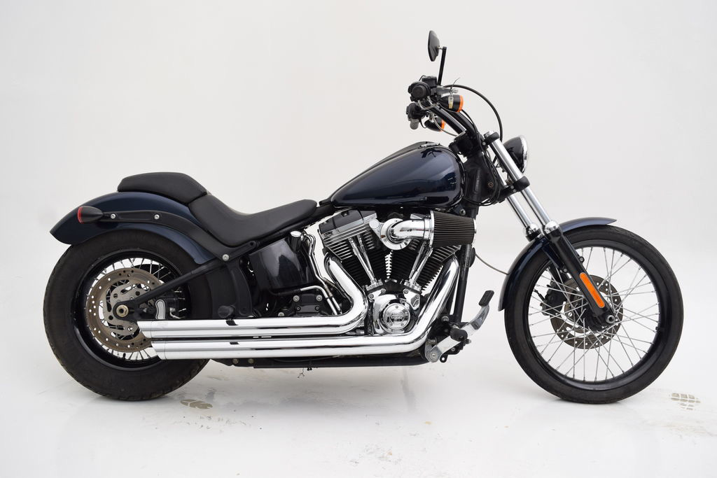 Softail® Blackline®