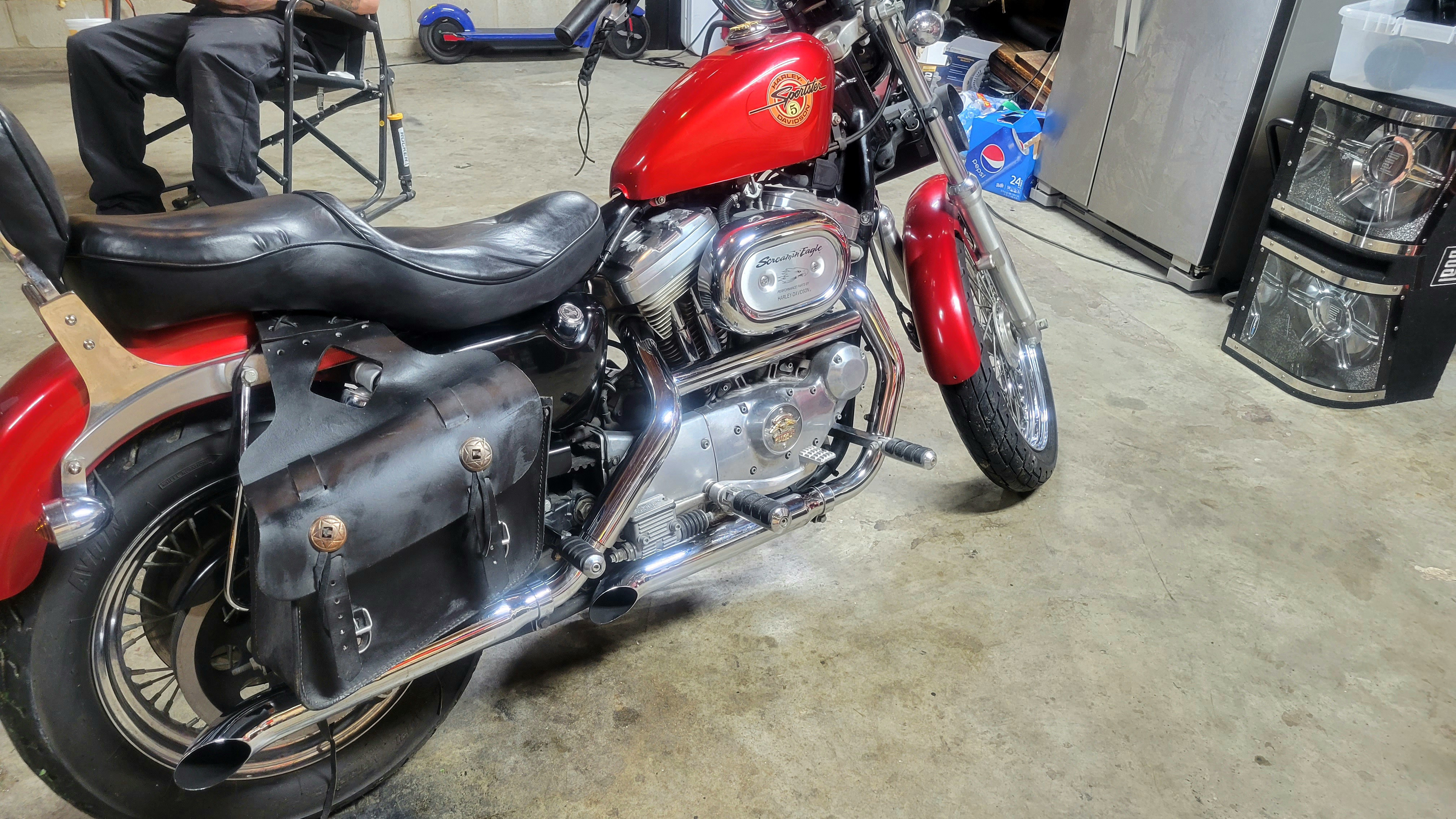 USA製ハーレー Harley-Davidson vintage HATecru These 1940's Harley's are still KING OF THE ROAD - YouTube
