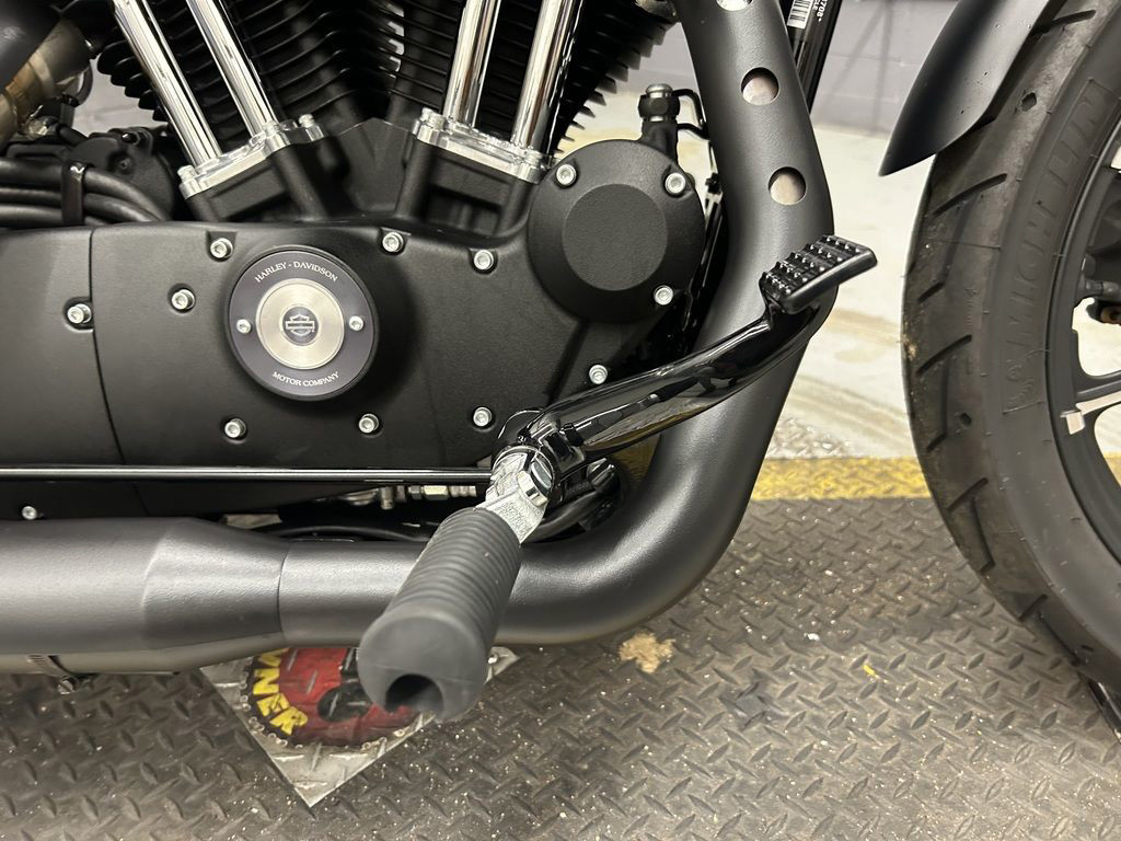 Iron 883®