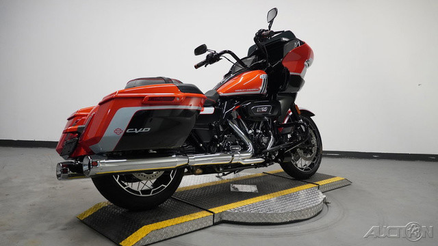 CVO® Road Glide®