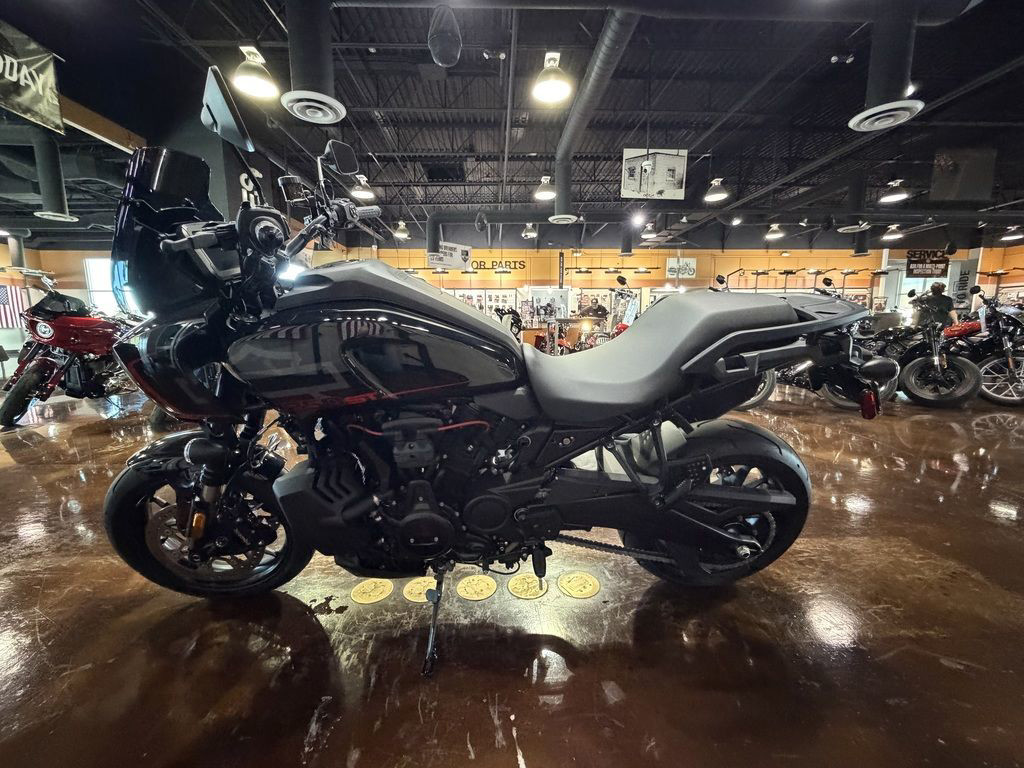 Pan America® 1250 ST