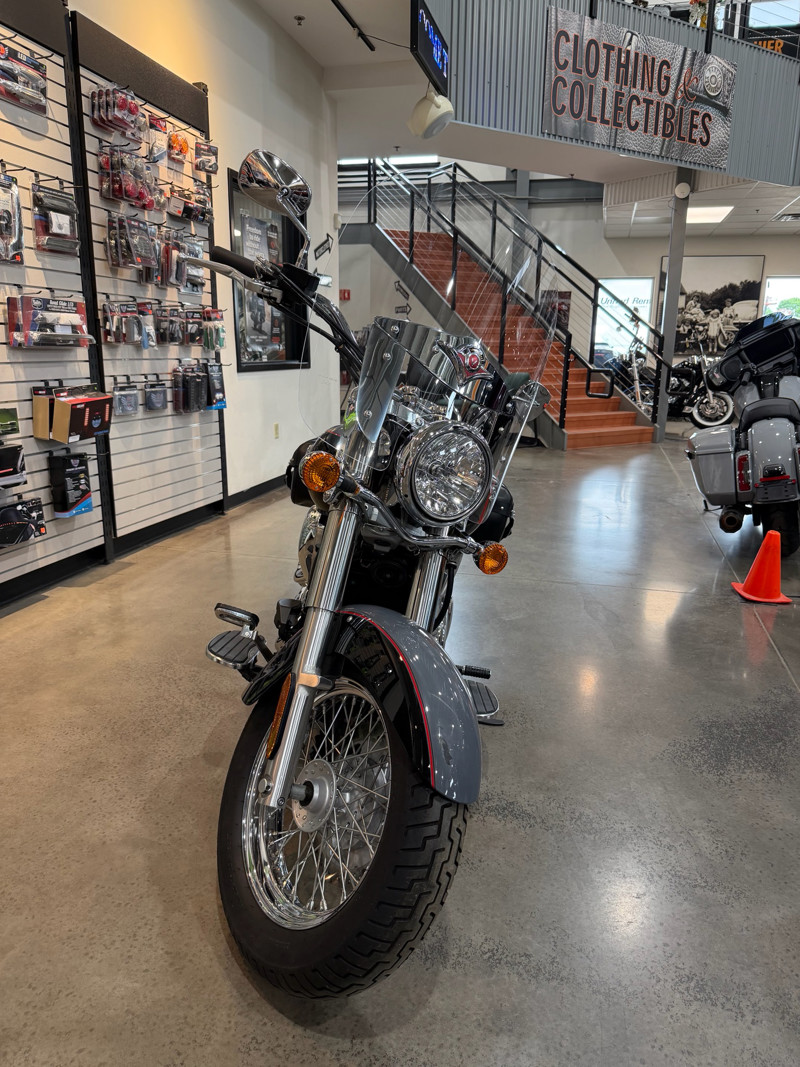 Vulcan 900 Classic LT
