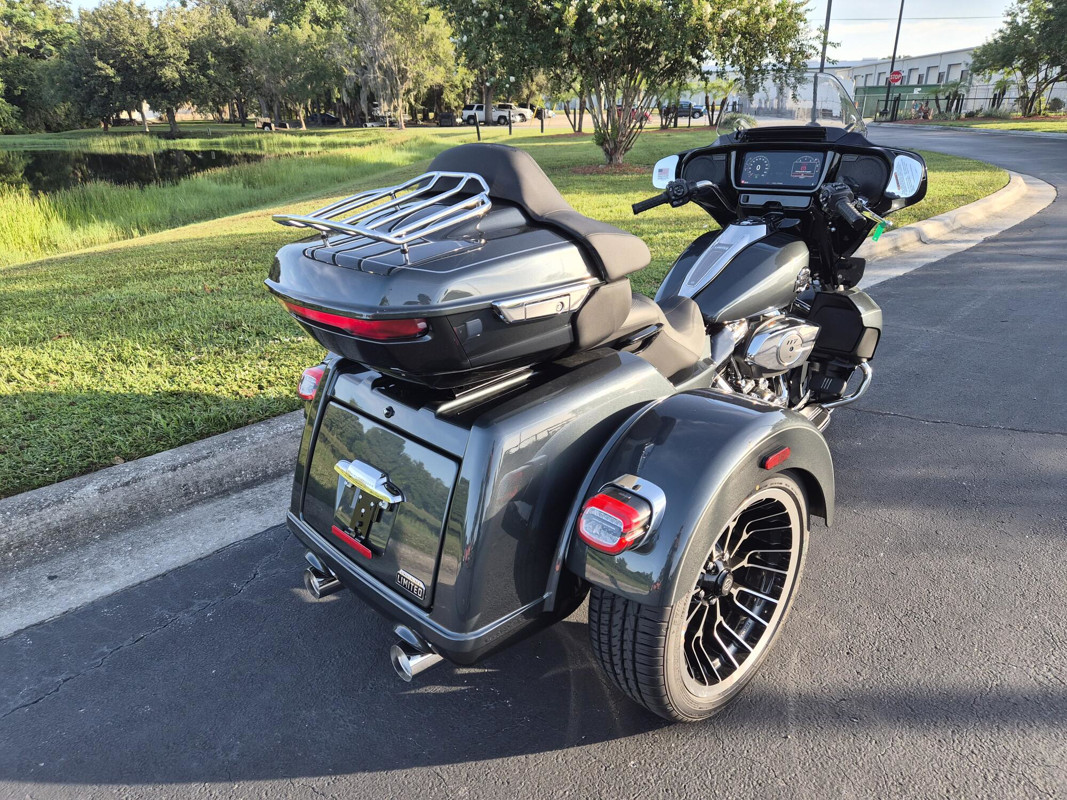 Street Glide® 3 Limited