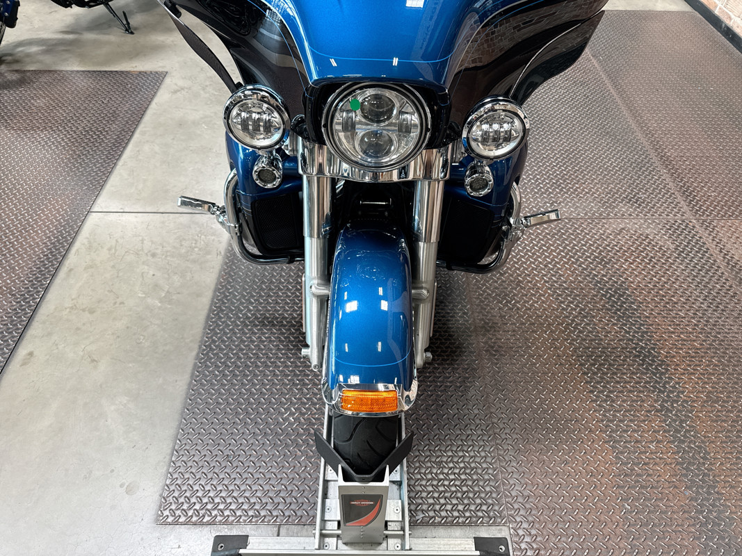 Electra Glide® Ultra® Limited 115th Anniversary