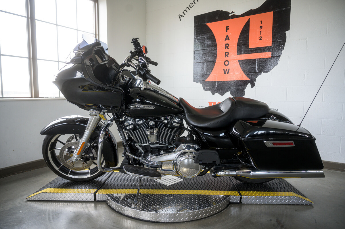 Road Glide®