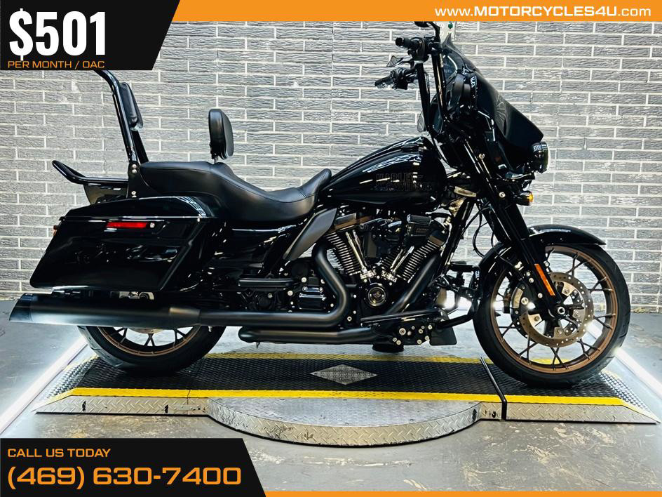 Street Glide® ST