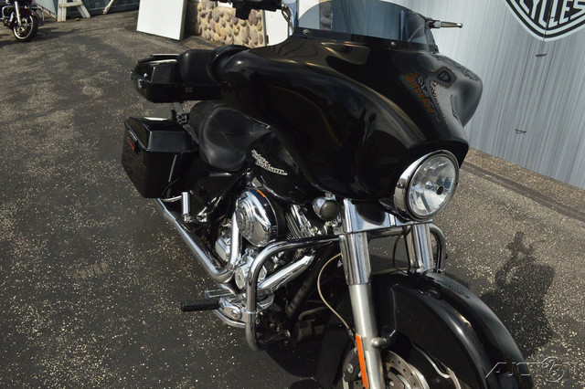 Street Glide®