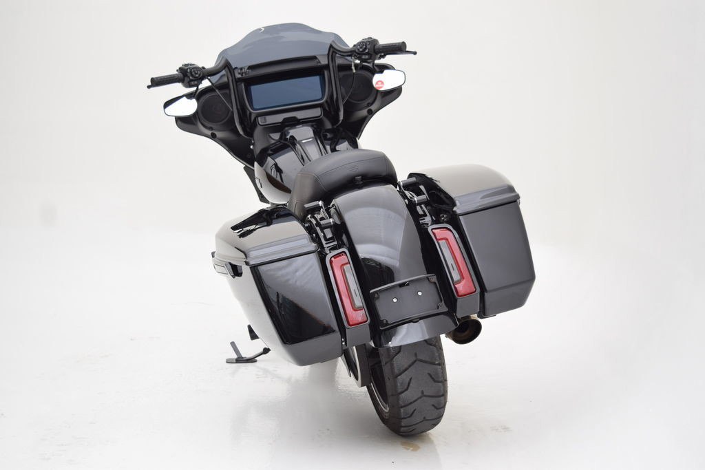 Street Glide®