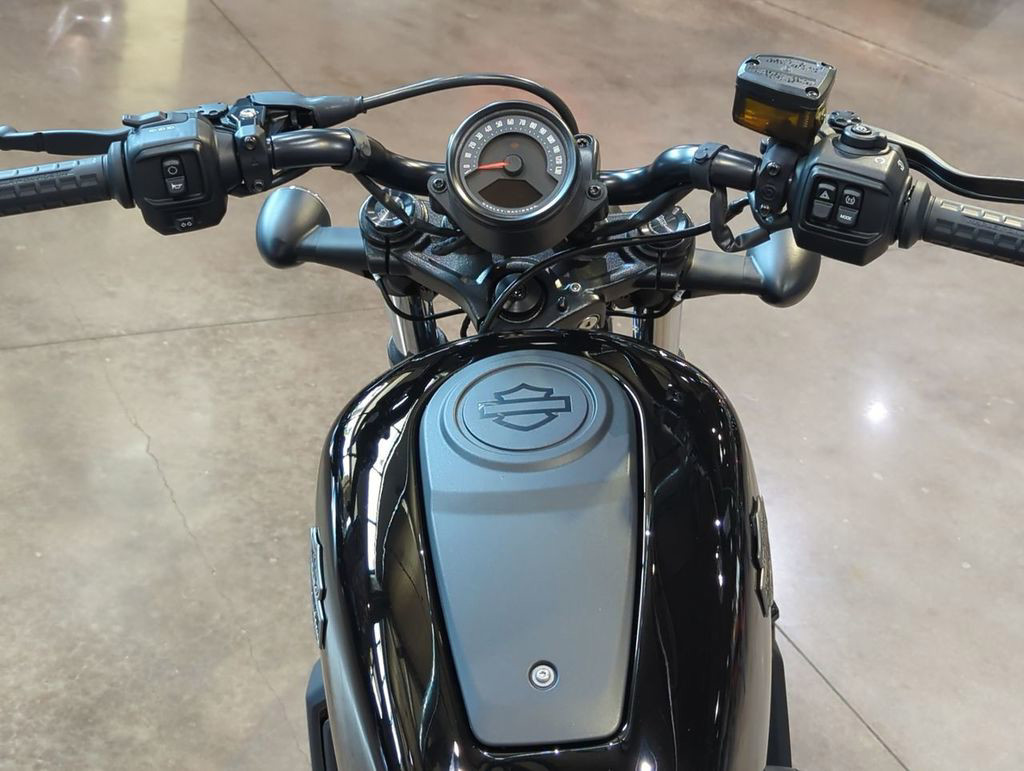 Nightster