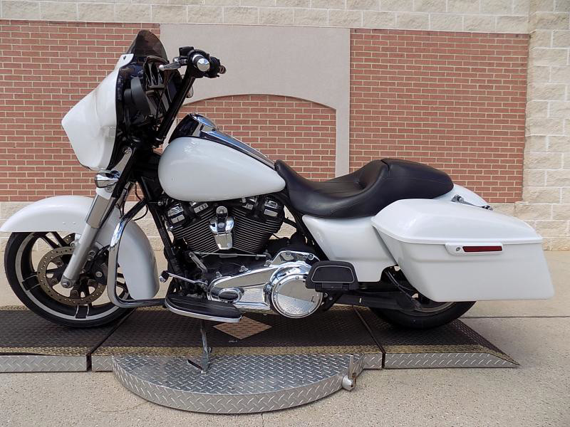 Street Glide® Special