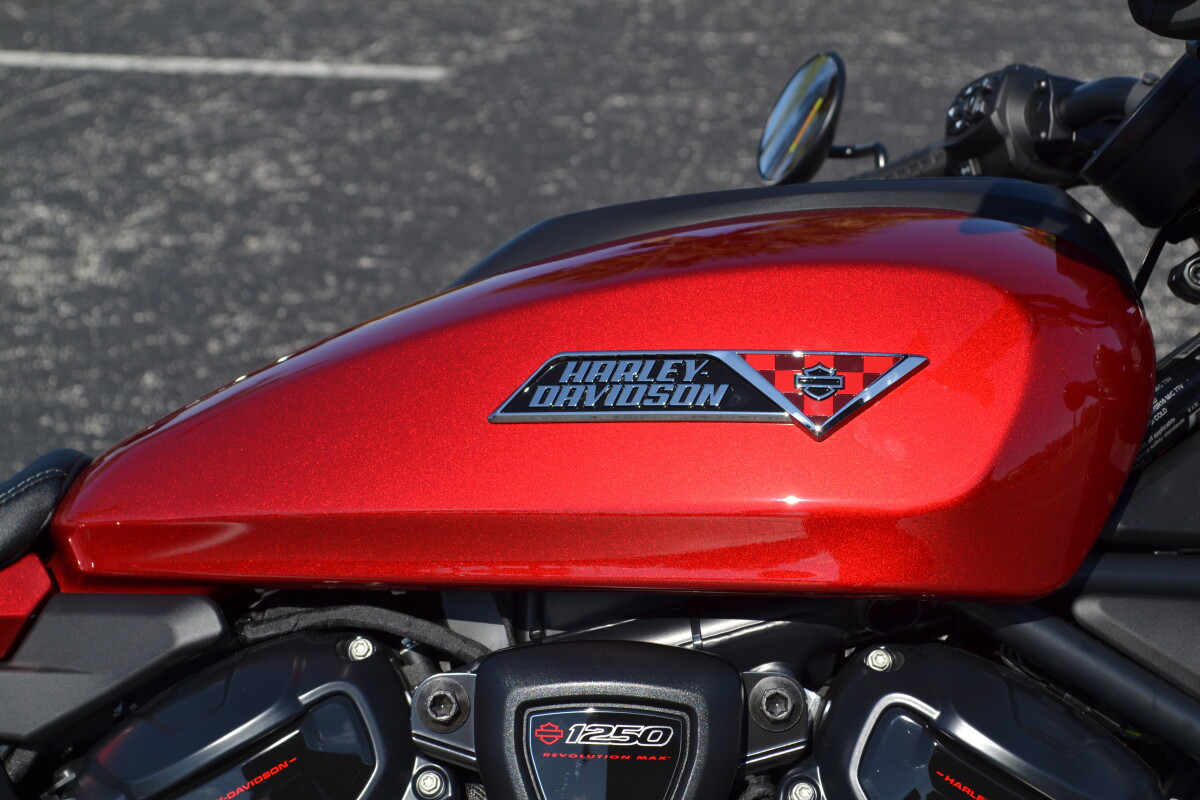Sportster® S