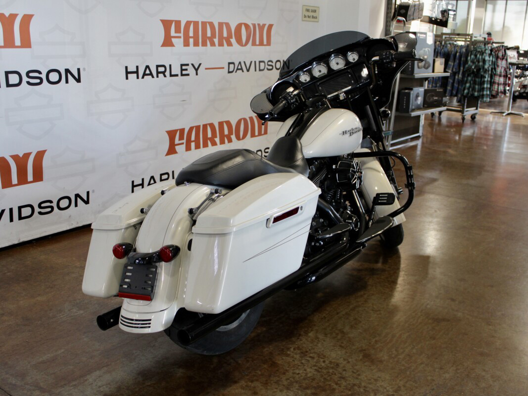 Street Glide® Special