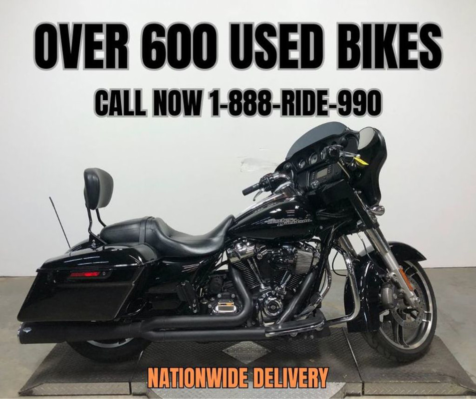 Street Glide®