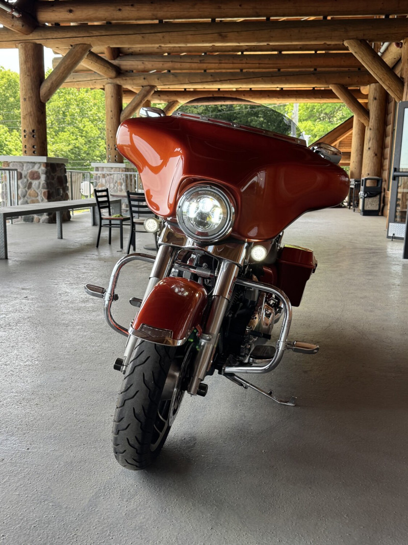Street Glide®