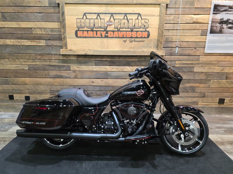 Street Glide®