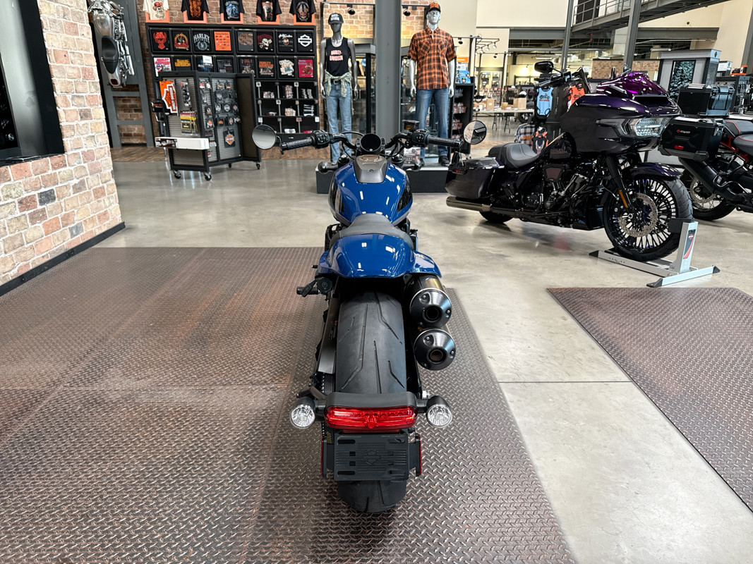 Sportster® S