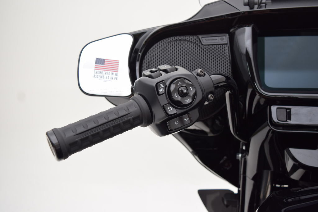 Street Glide® 3 Limited