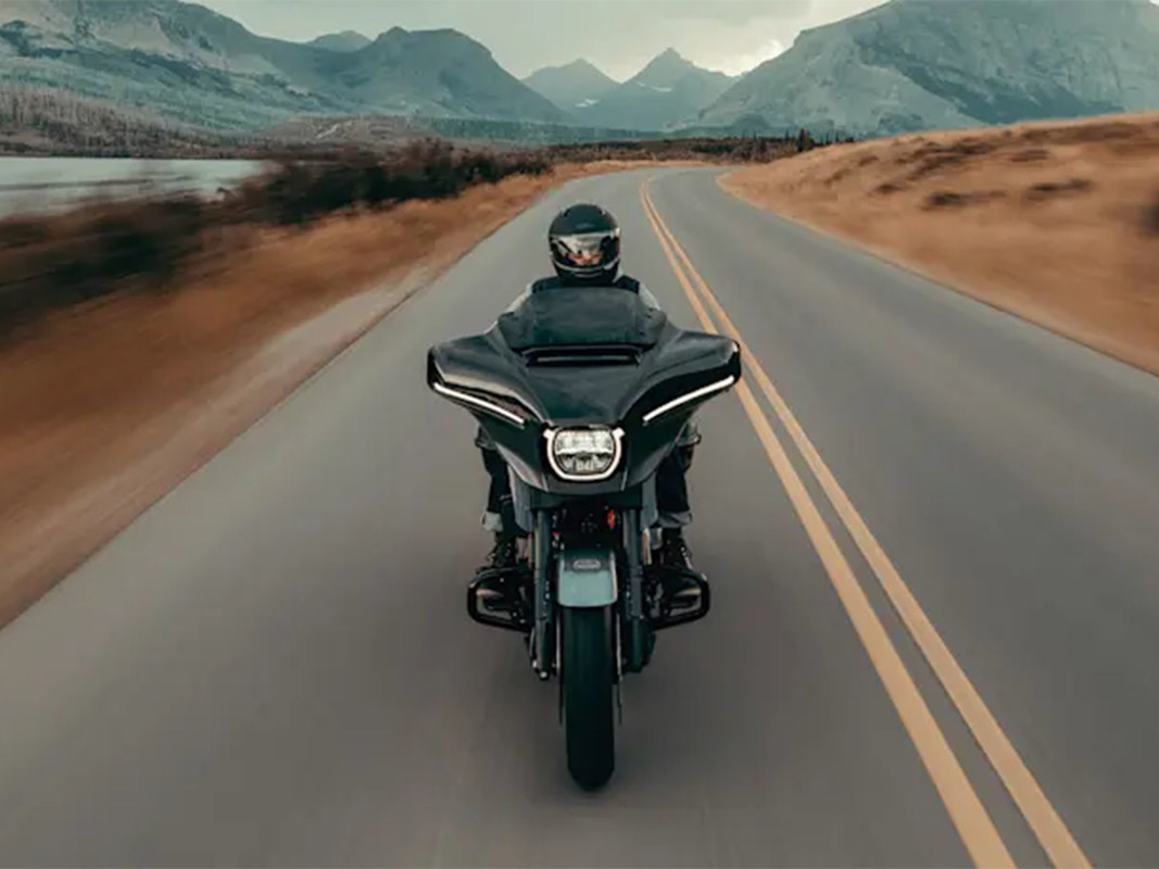 CVO® Street Glide®