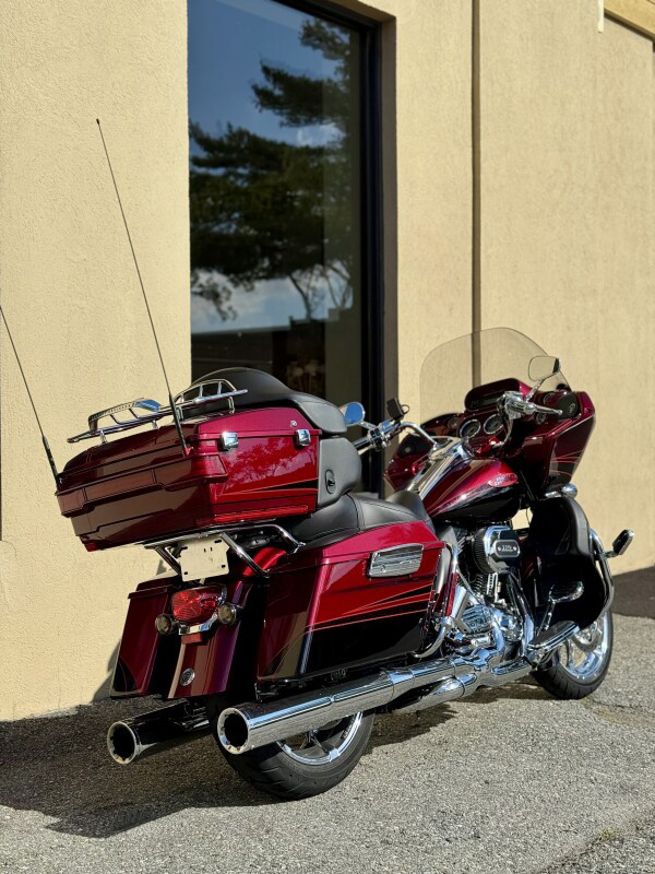 CVO™ Road Glide® Ultra