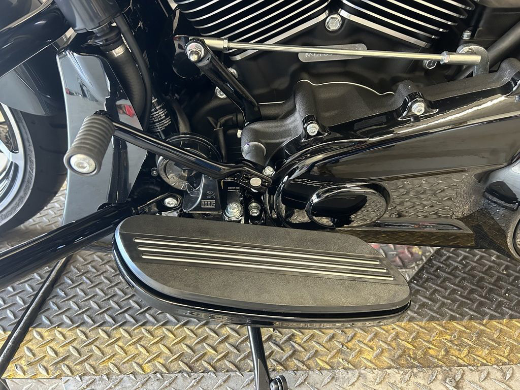 Road Glide®