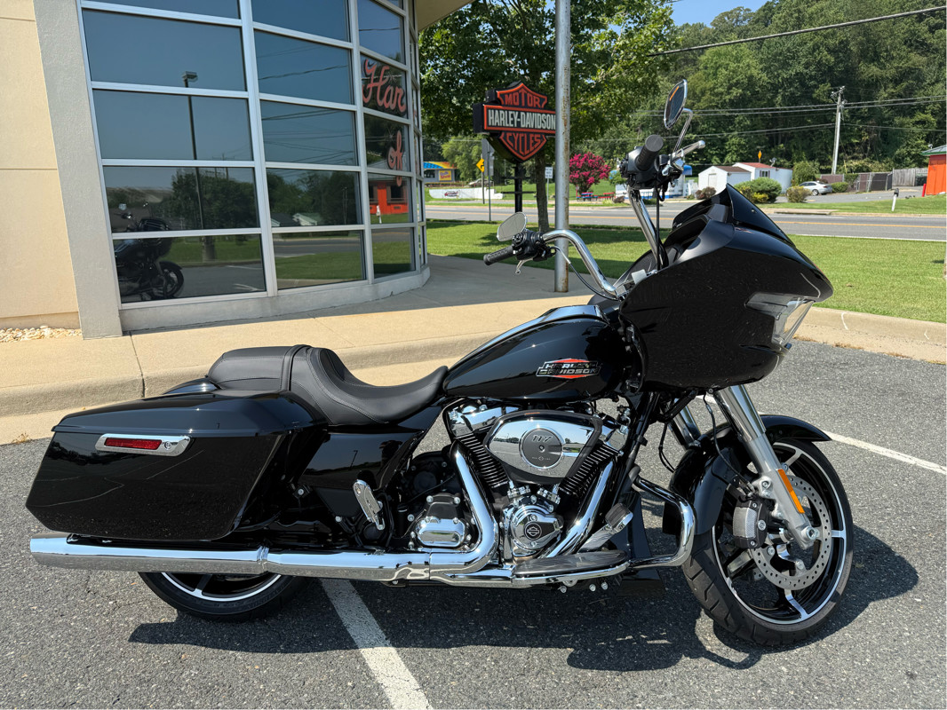 Road Glide®