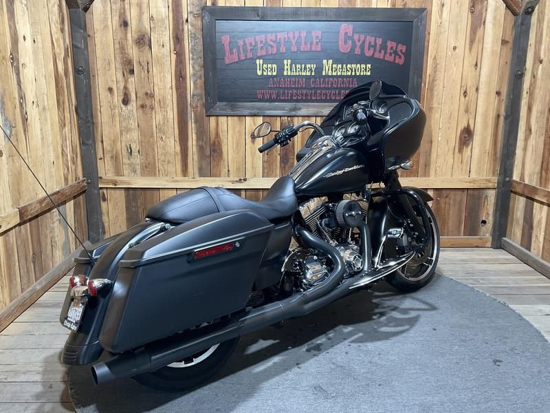 Road Glide®