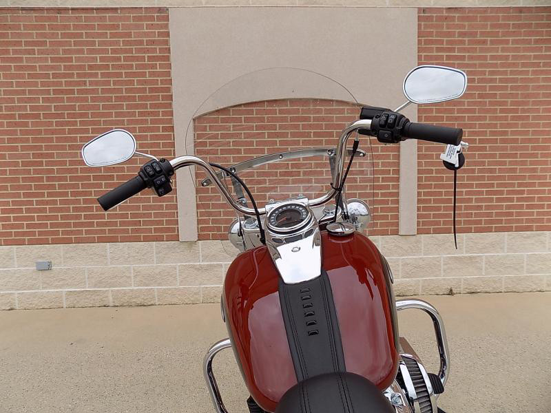 Heritage Classic 114