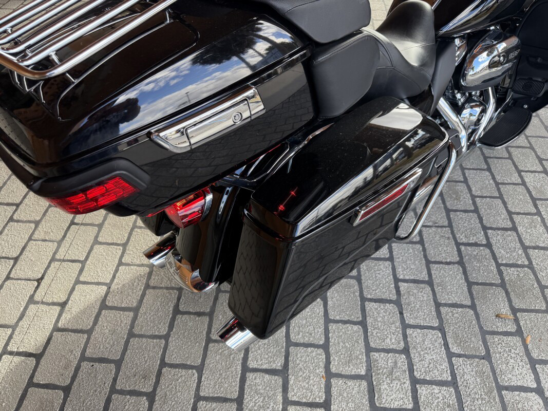 Road Glide® Ultra