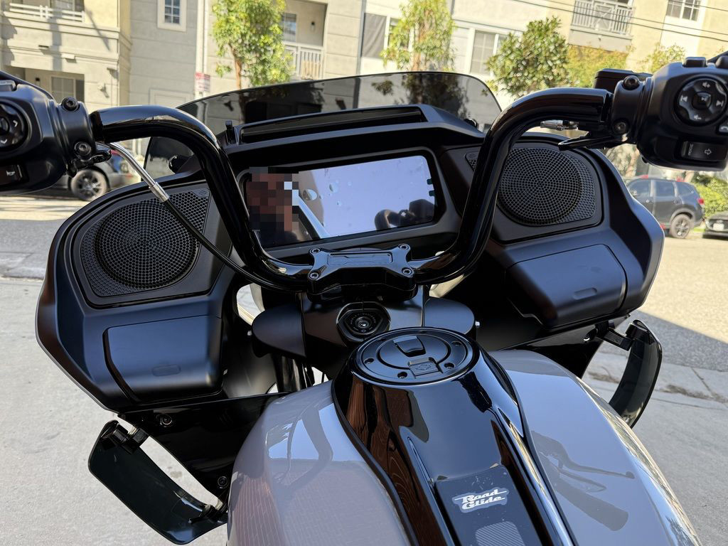 Road Glide®