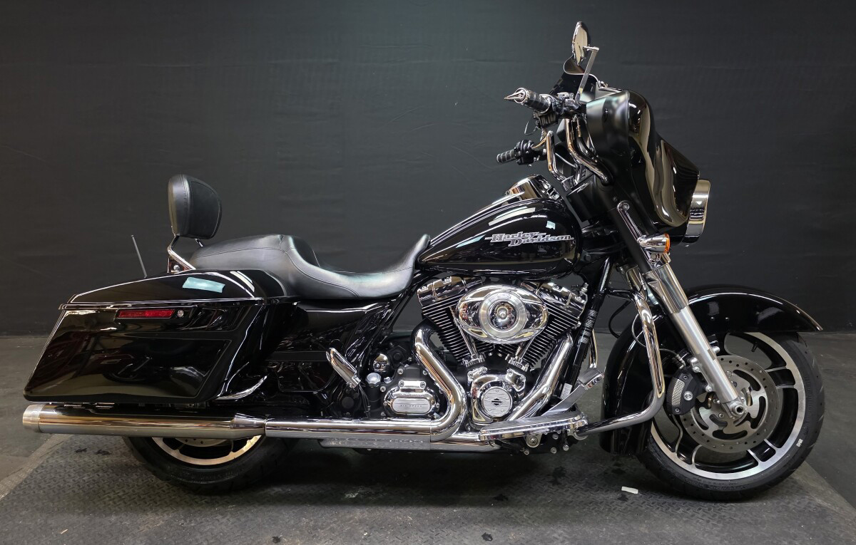 Street Glide®