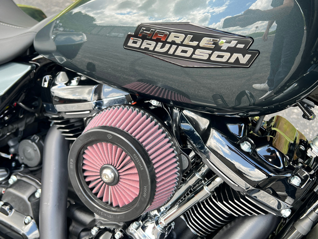 Street Glide®